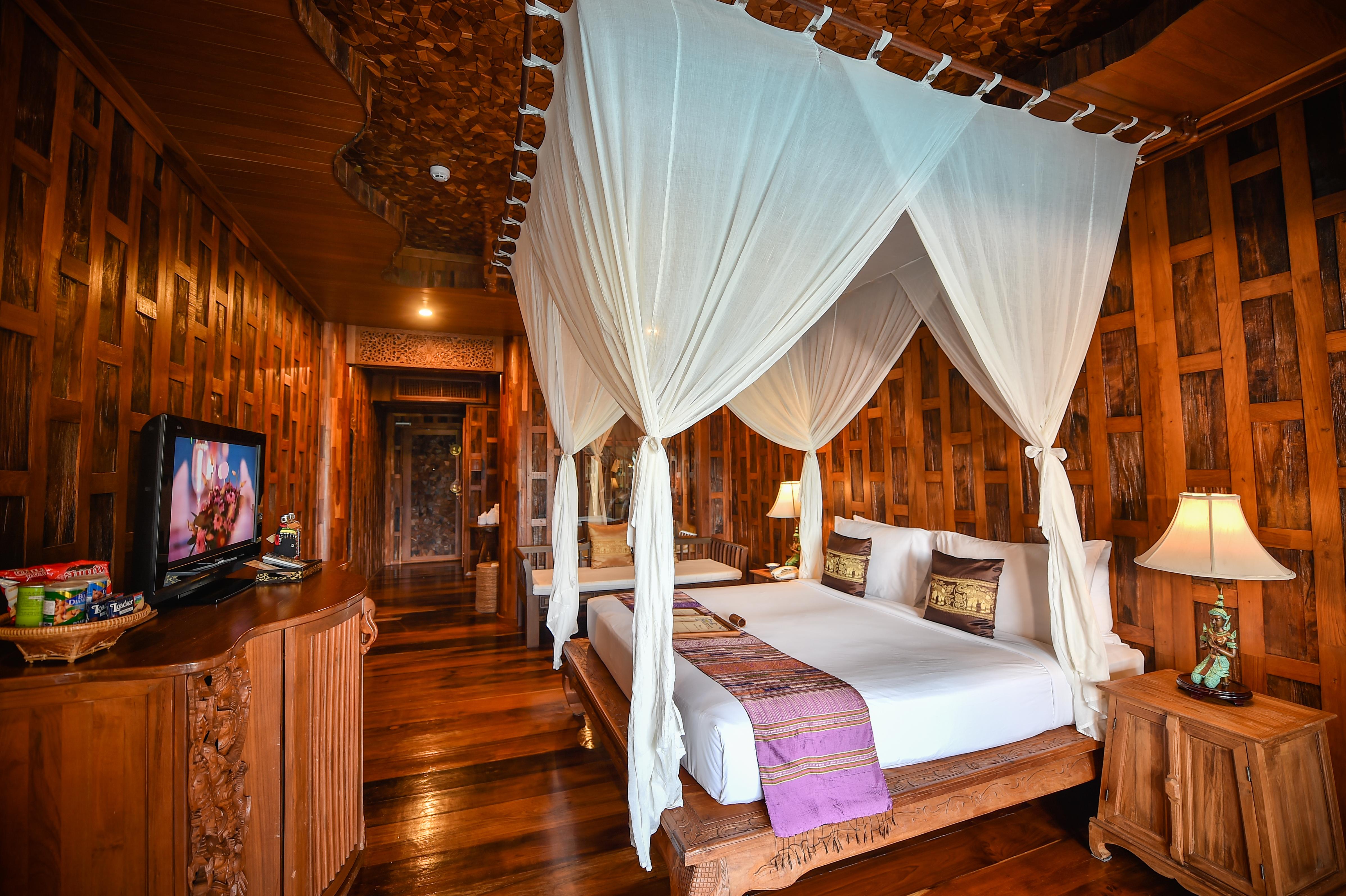 Santhiya Koh Phangan Resort And Spa Luaran gambar A room at the hotel
