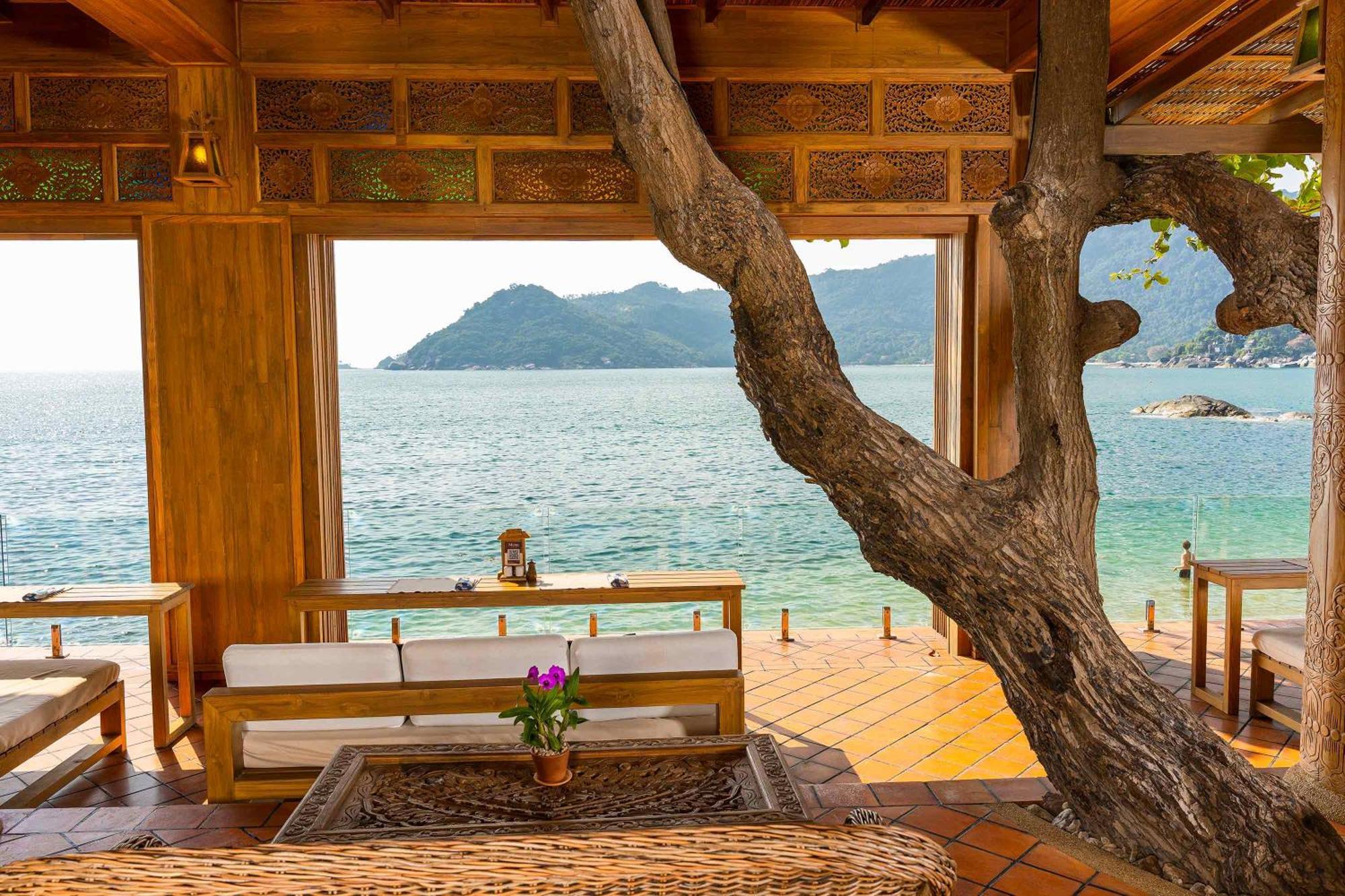 Santhiya Koh Phangan Resort And Spa Luaran gambar View of the beach from the resort