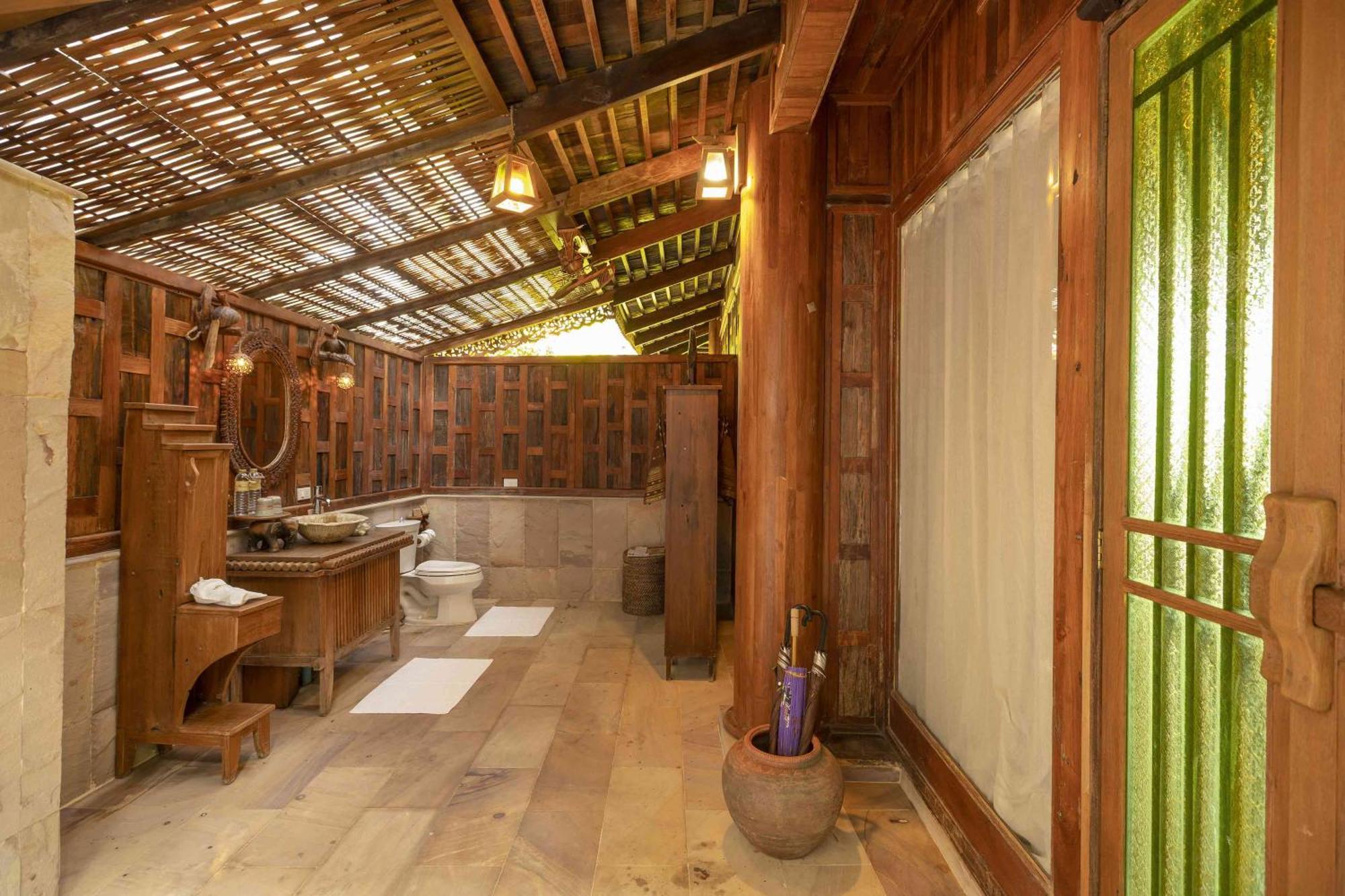 Santhiya Koh Phangan Resort And Spa Luaran gambar A modern onsen in Tokyo