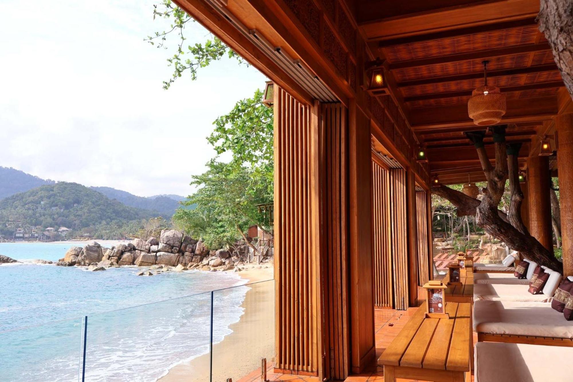 Santhiya Koh Phangan Resort And Spa Luaran gambar The beach at the resort