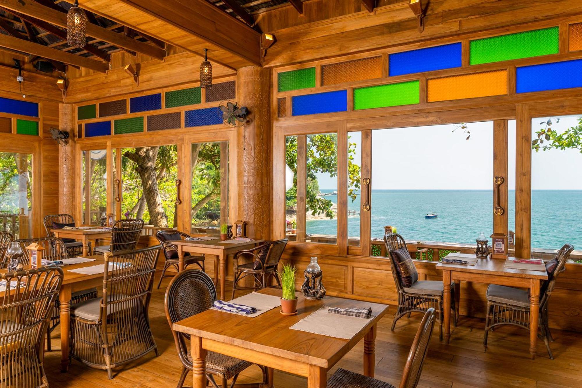 Santhiya Koh Phangan Resort And Spa Luaran gambar Restaurant