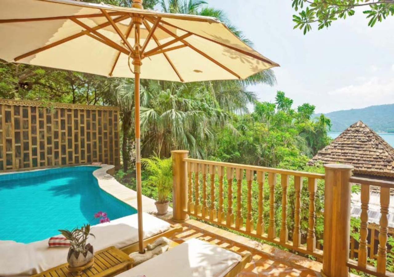 Santhiya Koh Phangan Resort And Spa Luaran gambar A pool at the resort